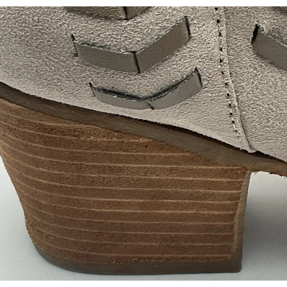 Carlos by Carlos Santana Whitely Ankle Boots 5M Light Doe Faux Suede Whipstitch